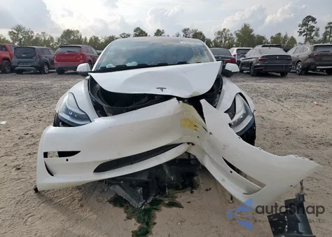 2018 Tesla Model 3 from USA, damaged, VIN 5YJ3E1EB5JF186023